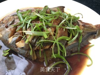 红烧银鲳鱼的做法步骤：22