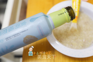 9个月以上辅食蘑菇肉松六倍粥的做法步骤：10