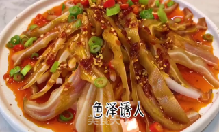 小石窖私房菜红油猪耳的做法步骤：7