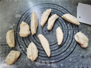 酥炸油饼的做法步骤：7