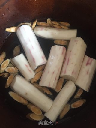 补气健脾花胶鸡的做法步骤：4
