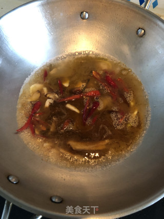 酸辣血旺肉丸汤的做法步骤：4