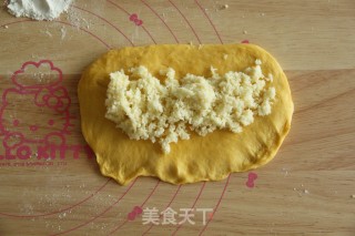 南瓜椰蓉奶酥包的做法步骤：10
