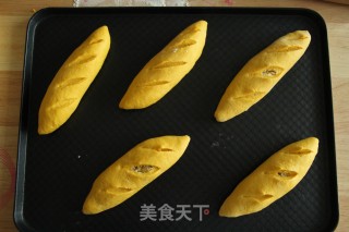 南瓜椰蓉奶酥包的做法步骤：13