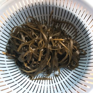 凉拌海带丝的做法步骤：1
