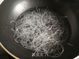生菜粉丝汤的做法步骤：3