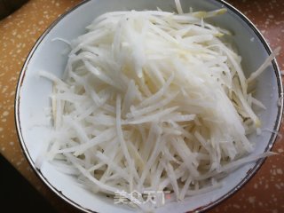 紫薯鲜肉萝卜煎饺的做法步骤：5