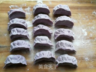 紫薯鲜肉萝卜煎饺的做法步骤：9