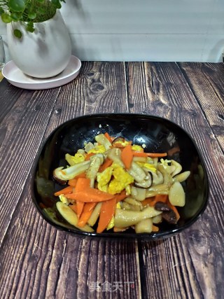 姬松茸炒鸡蛋的做法步骤：13
