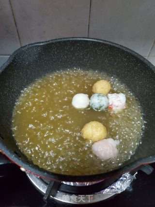 紫菜综合丸子香菜汤的做法步骤：4