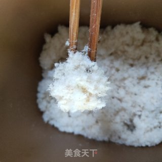 自制鱼松（无酱油版）的做法步骤：7