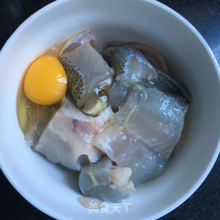 美味炸鱼块的做法步骤：5