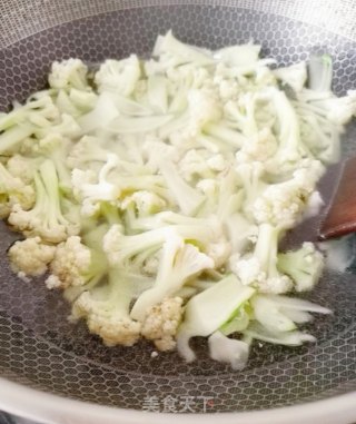 蚝油花椰菜的做法步骤：3