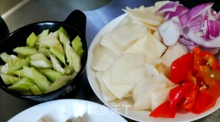 干锅凉薯肉片的做法步骤：3
