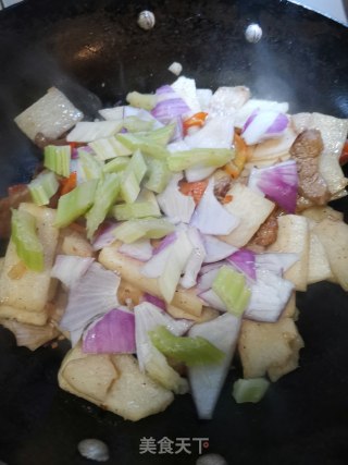 干锅凉薯肉片的做法步骤：9