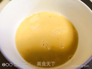 家常西红柿炒蛋的做法步骤：1
