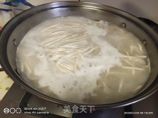 白菜鸭肉煮面条的做法步骤：3