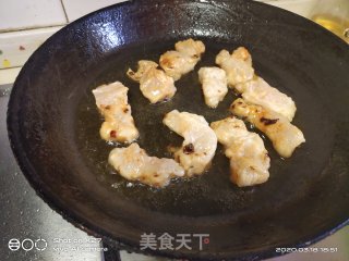 香煎巴沙鱼的做法步骤：2