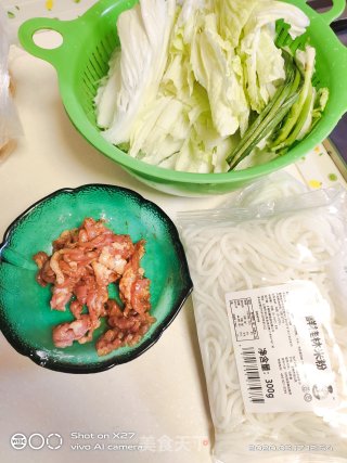 肉丝煮米粉的做法步骤：1