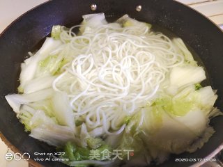 肉丝煮米粉的做法步骤：4