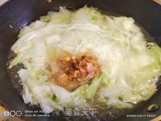 肉丝煮米粉的做法步骤：5