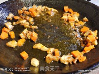 鸡肉炒韭菜的做法步骤：5