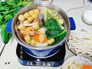 羊肉火锅的做法步骤：8