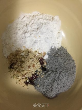黑芝麻懒人面包的做法步骤：2