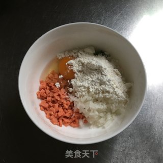白萝卜鸡蛋饼的做法步骤：2