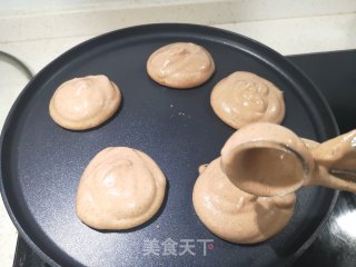 平底锅版-可可舒芙蕾松饼的做法步骤：9
