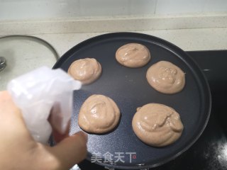 平底锅版-可可舒芙蕾松饼的做法步骤：10
