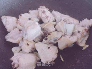 干锅鸡翅的做法步骤：4
