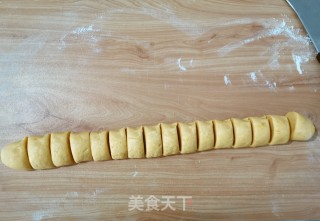 南瓜芝麻饼的做法步骤：5