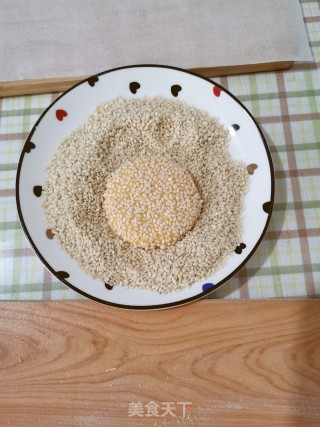南瓜芝麻饼的做法步骤：7