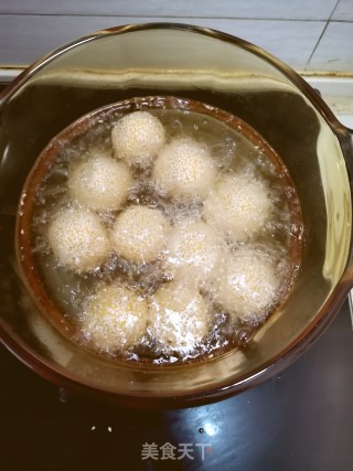 南瓜芝麻球的做法步骤：7