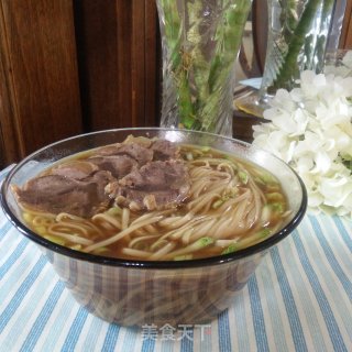 牛肉面的做法步骤：6