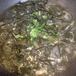 香菜海带丝汤的做法步骤：3