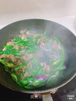 辣椒炒牛肉的做法步骤：6