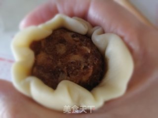 鲜肉月饼的做法步骤：16