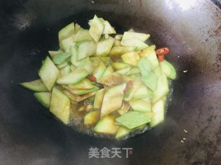 醋烹茭瓜的做法步骤：7