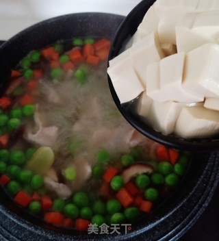 甜豆香菇瘦肉汤的做法步骤：7