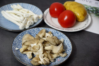 番茄土豆排骨汤（营养美味的滋补汤）的做法步骤：1