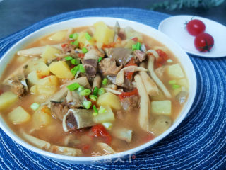 番茄土豆排骨汤（营养美味的滋补汤）的做法步骤：11