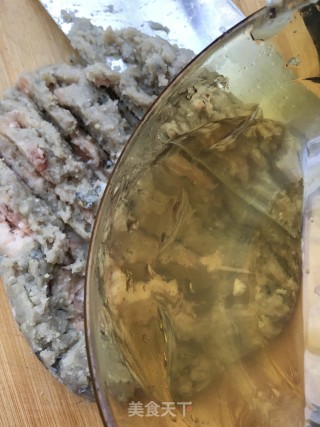 荠菜鱼丸面的做法步骤：8
