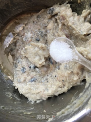 荠菜鱼丸面的做法步骤：10