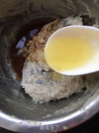 荠菜鱼丸面的做法步骤：12