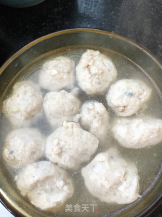 荠菜鱼丸面的做法步骤：16