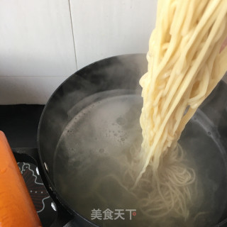 荠菜鱼丸面的做法步骤：22