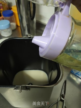 主食甜面包的做法步骤：2