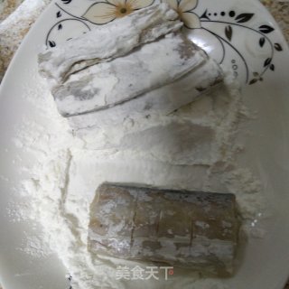 香酥刀鱼的做法步骤：3